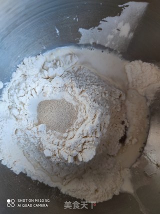 南瓜土司的做法步骤：2