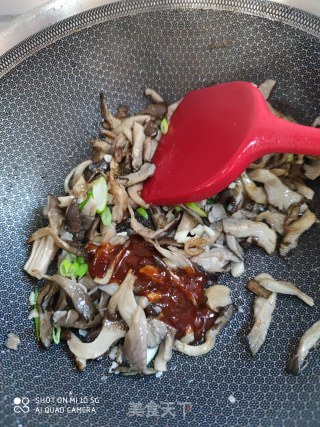 孜然平菇的做法步骤：8