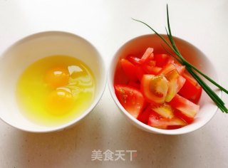 西红柿鸡蛋汤的做法步骤：2