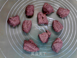 德式火腿夹心黑全麦土豆华夫饼的做法步骤：7