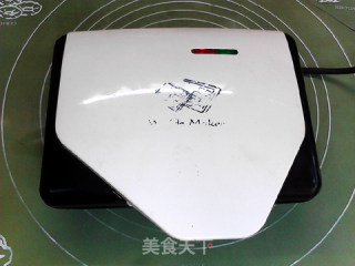 德式火腿夹心黑全麦土豆华夫饼的做法步骤：13
