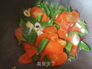 胡萝卜荷兰豆炒鸡蛋的做法步骤：9