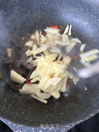 驴肉炒冬笋的做法步骤：13