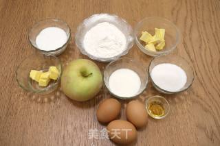 反转焦糖苹果蛋糕的做法步骤：1