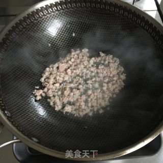 鸡蛋粉丝炒韭菜的做法步骤：3