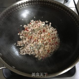 鸡蛋粉丝炒韭菜的做法步骤：4