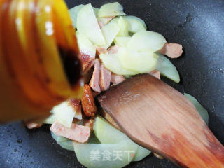 甜不辣炒土豆片的做法步骤：6