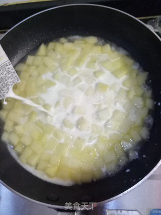 牛奶苹果汤的做法步骤：5