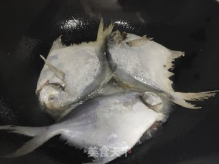 家常小平鱼的做法步骤：6