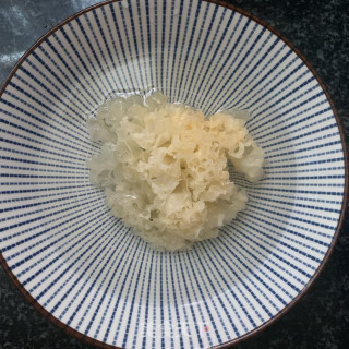 玉米银耳浆的做法步骤：2