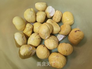 板栗烧五花肉的做法步骤：2