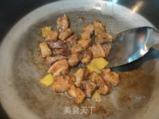 板栗烧五花肉的做法步骤：4