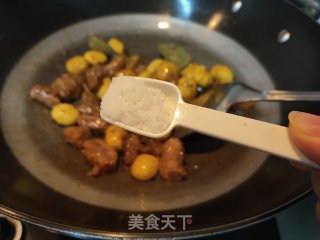 板栗烧五花肉的做法步骤：7
