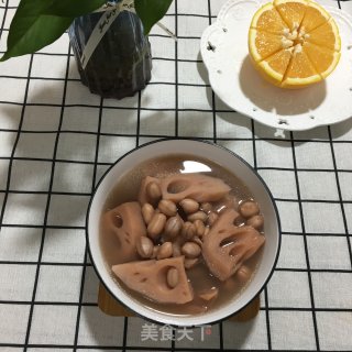 莲藕花生素汤的做法步骤：7