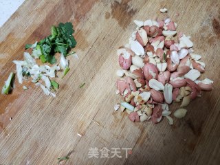 蒜蓉五香豆腐的做法步骤：1