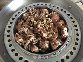黑木耳蒸排骨的做法步骤：7