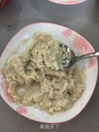山药糯米饼的做法步骤：1