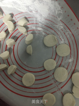 山药糯米饼的做法步骤：5