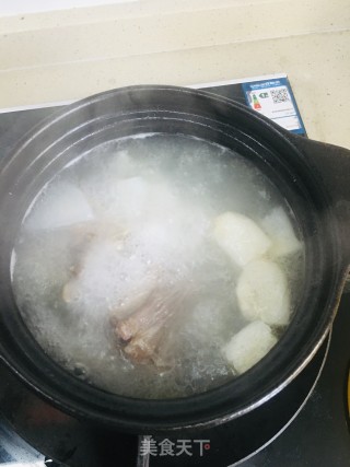 牛尾白萝卜汤的做法步骤：4
