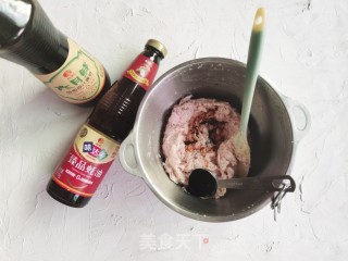 瑶柱白菜炖肉的做法步骤：3