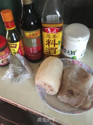 焖肉的做法步骤：1