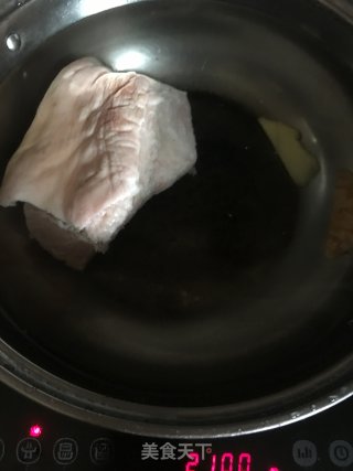 焖肉的做法步骤：2