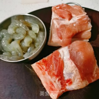 虾仁肉饺的做法步骤：1