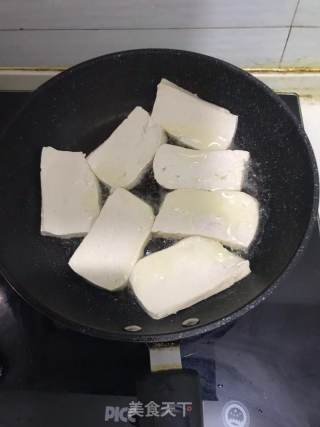 香煎豆腐的做法步骤：1