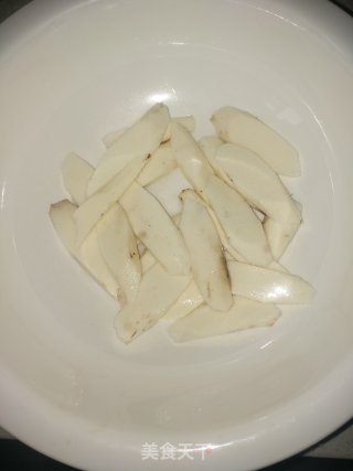 山药木耳蒸小酥肉的做法步骤：4