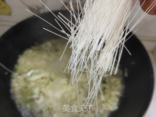 白菜挂面汤的做法步骤：8