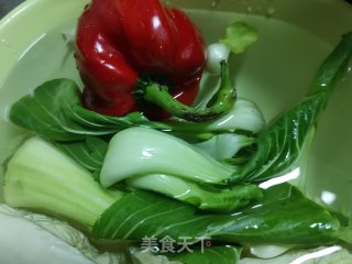 白玉菇炒鸡蛋的做法步骤：3