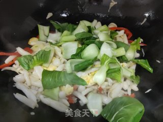 白玉菇炒鸡蛋的做法步骤：12