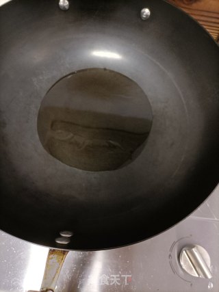 红泡椒萝卜干炒鸡蛋的做法步骤：4