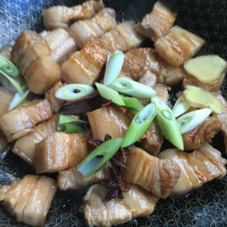 红烧肉炖豆结的做法步骤：6