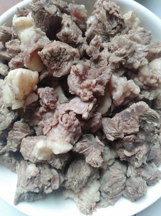 豉香土豆炖牛肉的做法步骤：1