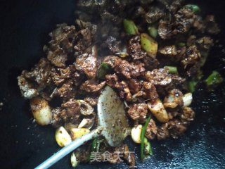 豉香土豆炖牛肉的做法步骤：5