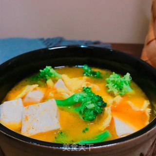 西兰花豆腐蛋汤的做法步骤：9