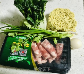 肥牛鸡蛋汤面的做法步骤：1