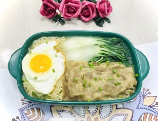 肥牛鸡蛋汤面的做法步骤：9