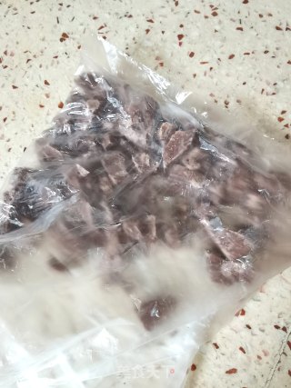 巧克力爆浆纸杯蛋糕的做法步骤：2