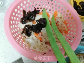杂炒时蔬的做法步骤：1