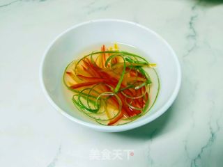 清蒸鲈鱼的做法步骤：7
