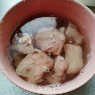 竹荪排骨汤的做法步骤：6