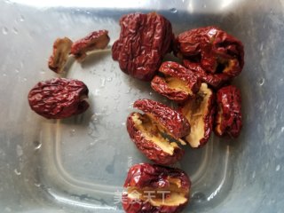 羊肚菌鲍鱼海参鸡汤的做法步骤：9