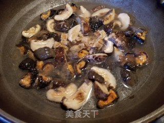 冬菇腐竹焖海参的做法步骤：10