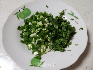 白萝卜鸡蛋粉条包的做法步骤：3