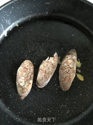 香肠生菜手抓饼的做法步骤：6