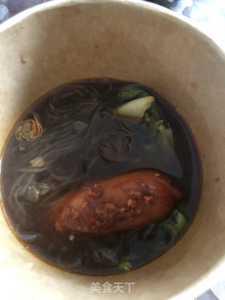 热狗酸辣粉的做法步骤：5