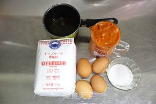 水浴法南瓜泥戚风蛋糕的做法步骤：1