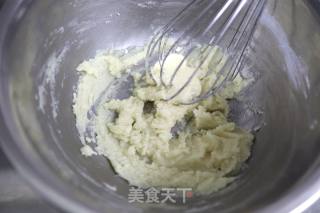 水浴法南瓜泥戚风蛋糕的做法步骤：3